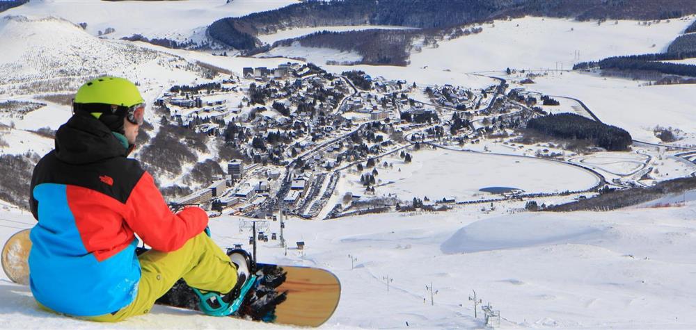 Chalet Cascade à Super Besse- le snow board