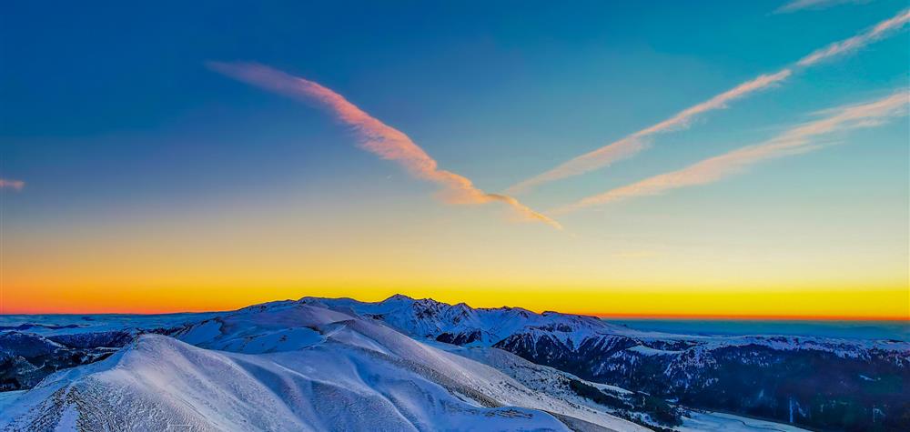 Massif Adventif, coucher de soleil sur le Massif du Sancy